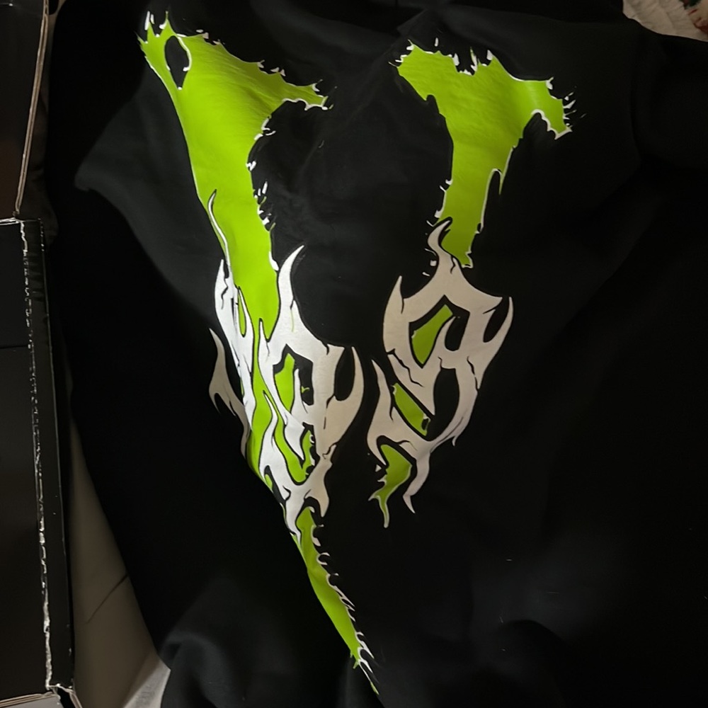 Vlone fighting demons hoodie - Picture 4 of 4